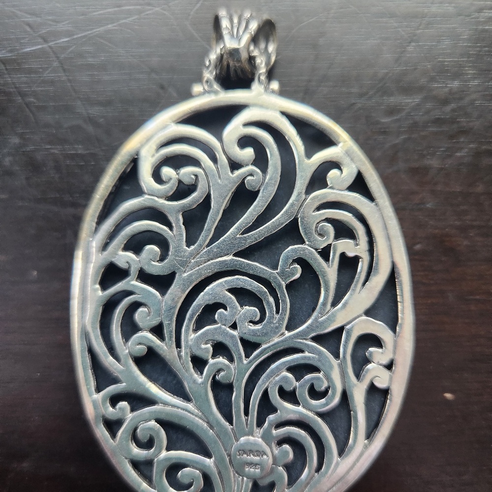 SARDA Labradorite 925 Silver Carved Horses pendant, preloved - Picture 5 of 5